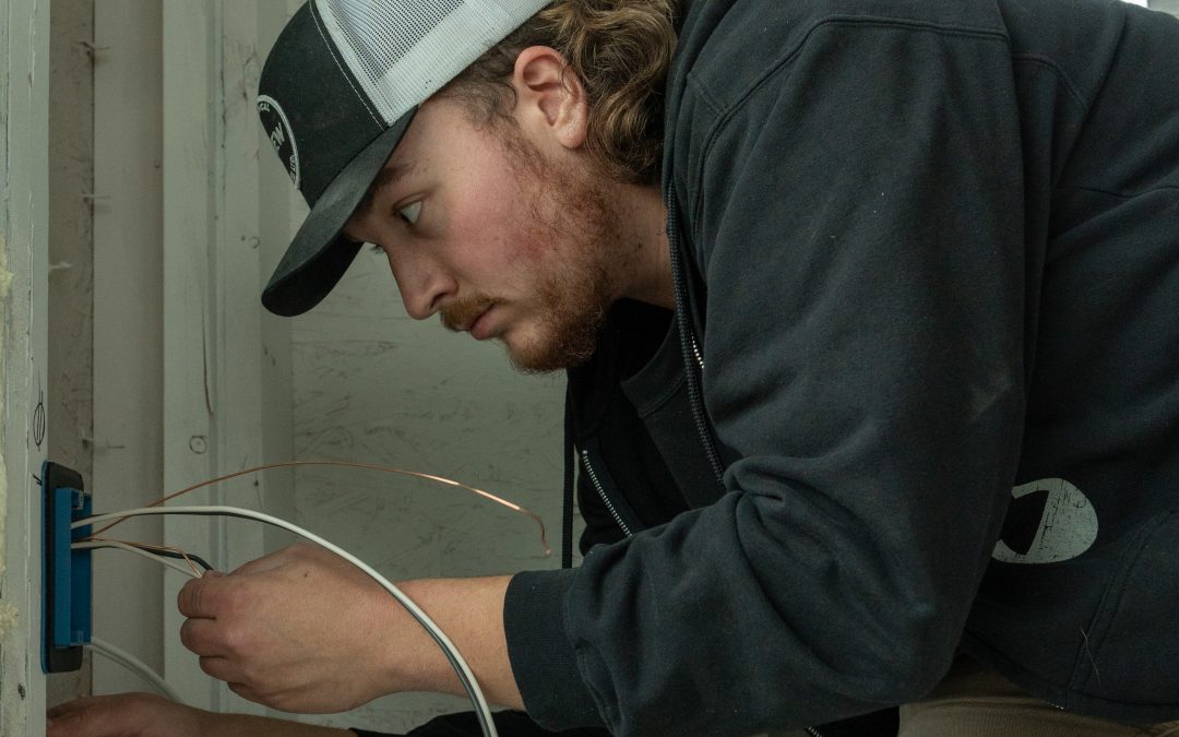 Electrical Repair Calgary Tips for Property Managers Handling Tenant Issues