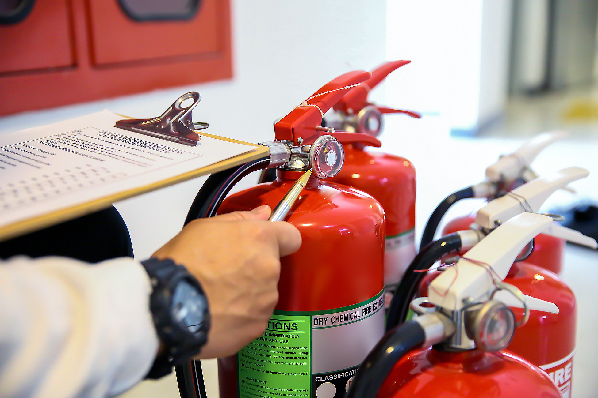 Fire Extinguisher Inspections for Calgary Commercial Buildings